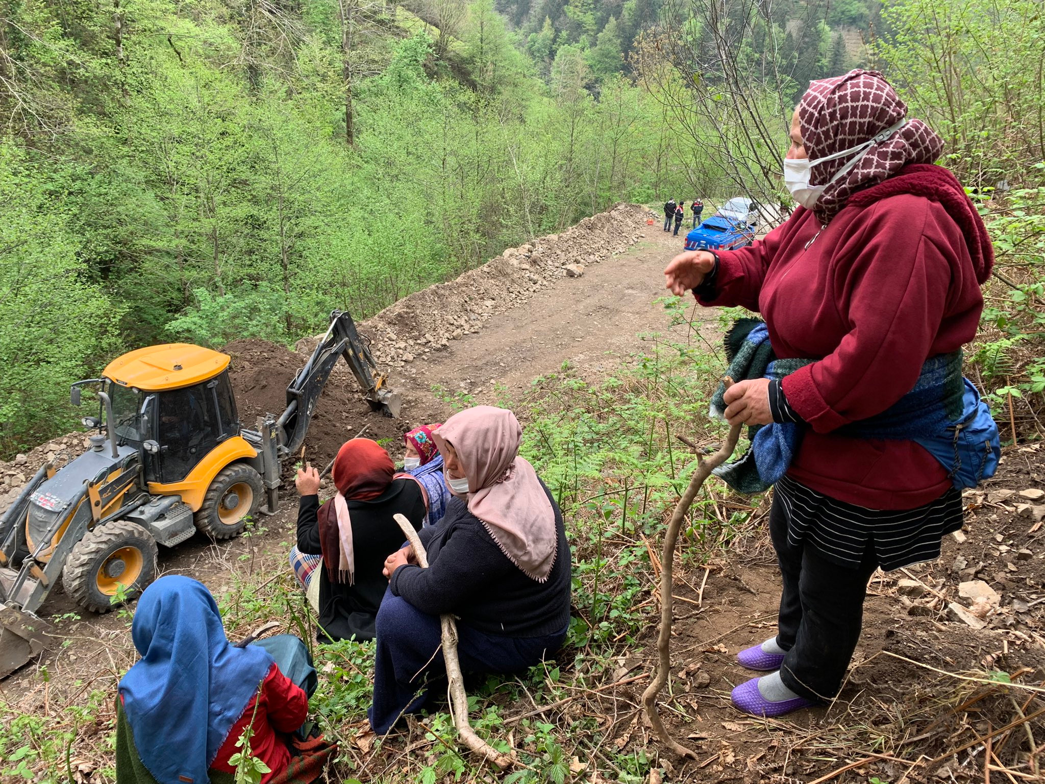 Rize İkizdere’de nöbetinin 7. günü: Musluktan çamur akıyor - Resim: 1