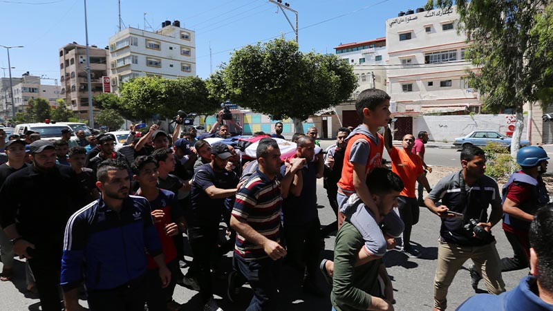 İsrail'in saldırılarında bir gazeteci hayatını kaybetti - Resim: 1