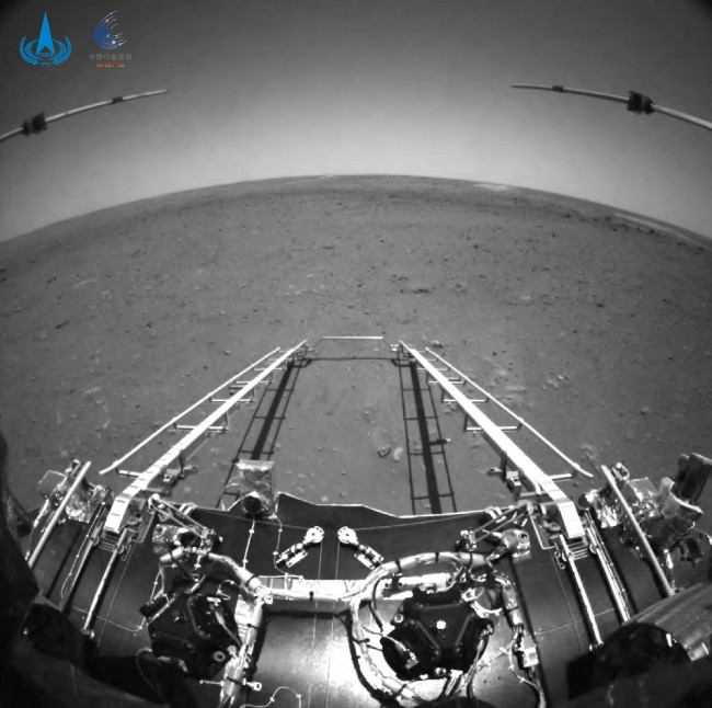 Çin'in uzay aracı Zhurong Mars'a iniş yaptı - Resim: 1