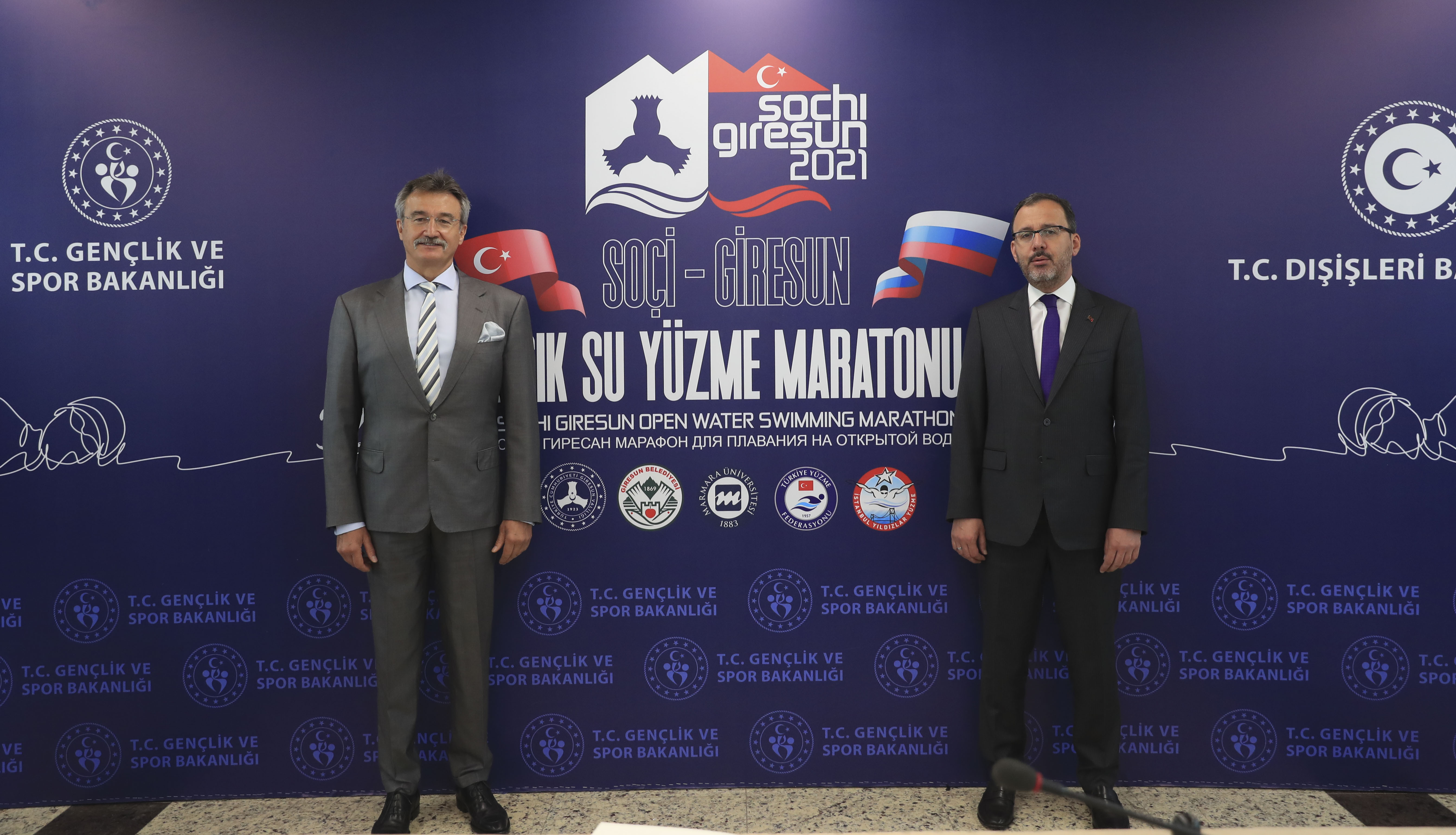 Türk ve Rus yüzücüler Soçi'den Giresun'a kulaç atacak: Sağlık çalışanları için bir ilk! - Resim: 1