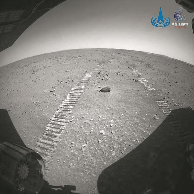 Çin'in Zhurong Mars gezgini, yerleşik keşif görevini başarıyla tamamladı - Resim: 2