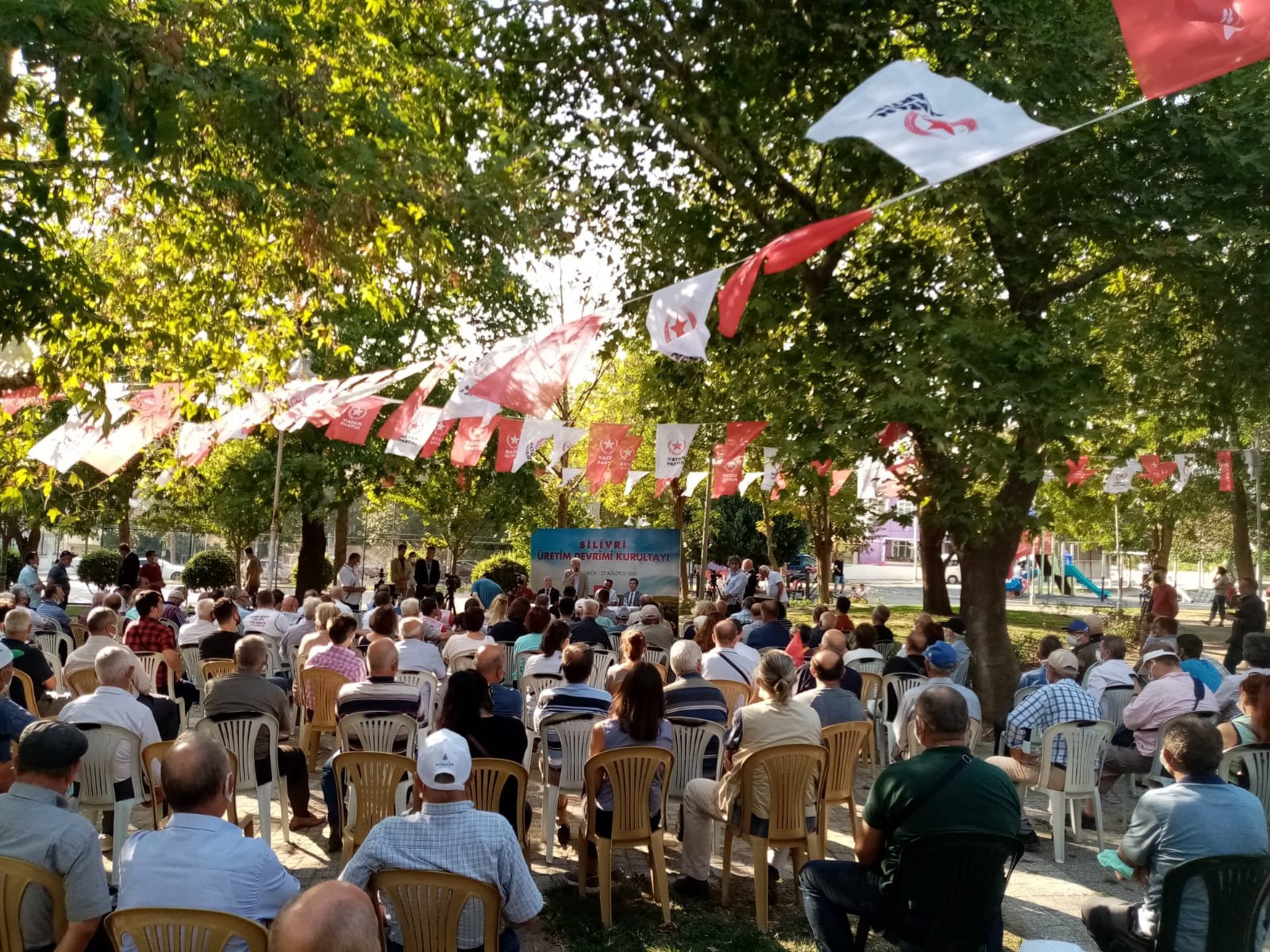 Doğu Perinçek Silivri Değirmenköy Üretim Devrimi Kurultayında konuştu - Resim: 1