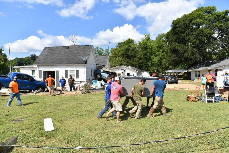 ABD'nin Tennessee eyaletindeki selde ölenlerin sayısı artıyor - Resim: 2