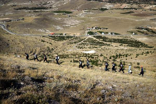 Konya Takkeli Dağ'da 9 yıldır yürütülen kazılarda birçok kaya mezarı bulundu - Resim: 2