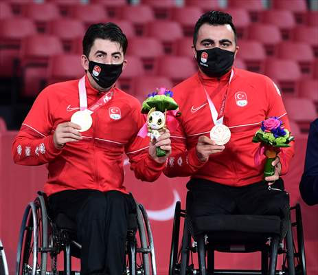2020 Tokyo Paralimpik Oyunları'nda Abdullah Öztürk, altın madalyasını aldı - Resim: 1