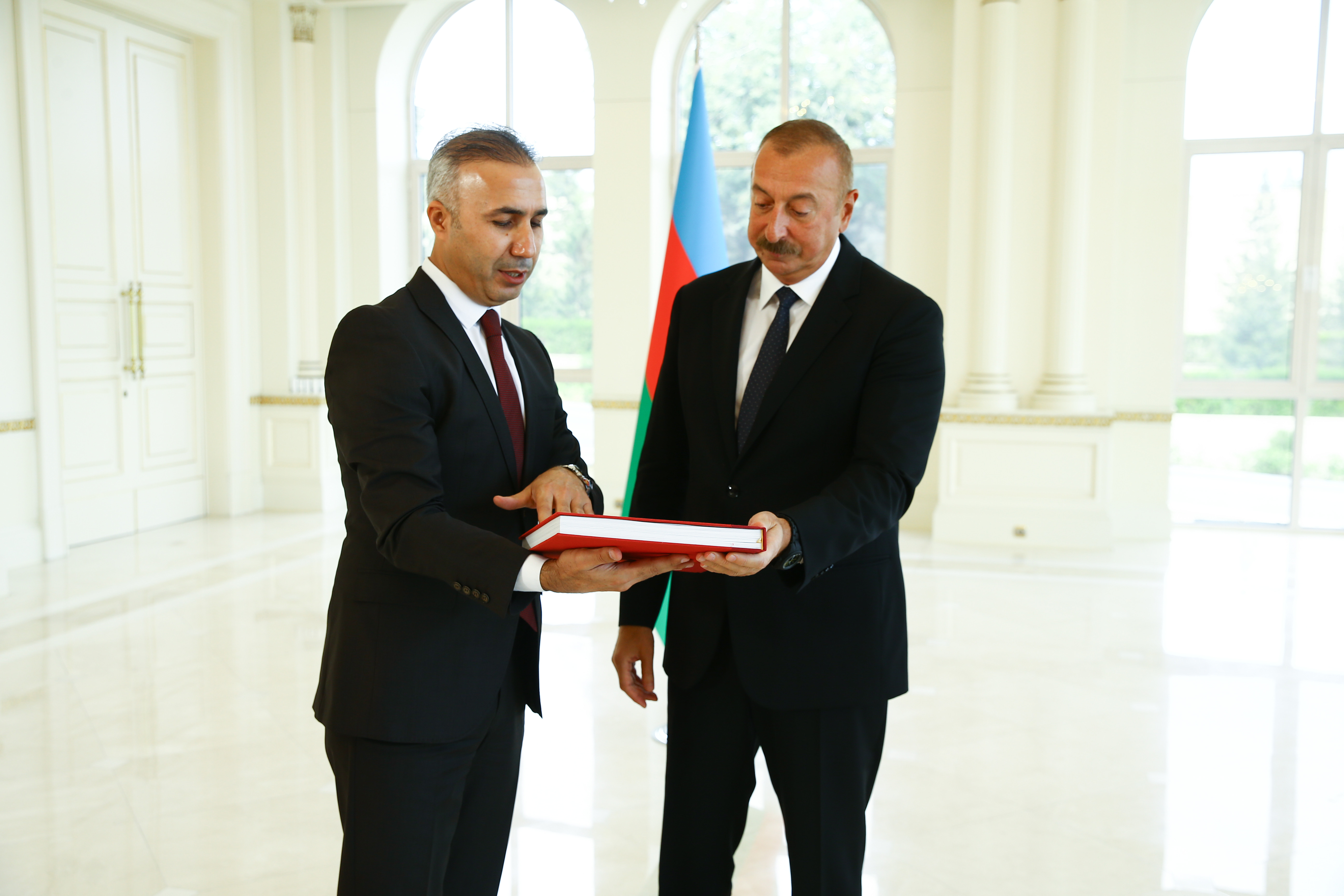 Aliyev: Rusya ve Azerbaycan ilişkilerine gölge düşüremezler - Resim: 2