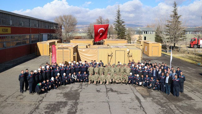 TSK'dan 30 dakikada kurulabilen seyyar sahra hastanesi - Resim: 1