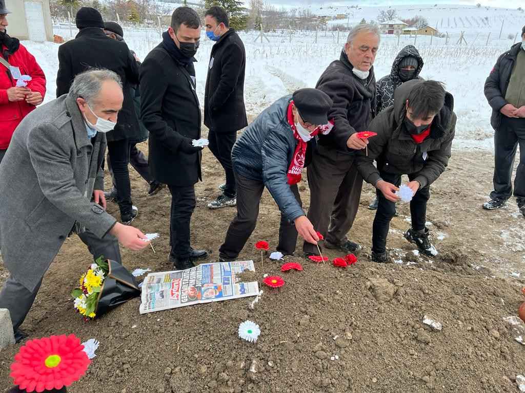 Vatan Partisi örnek devrimci Bilal Şimşir'i sonsuzluğa uğurladı - Resim: 2