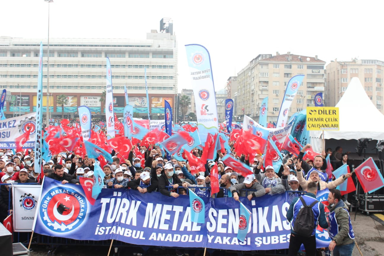 Metal işçisi gür sesiyle haykırdı: Çalışmak, üretmek hakkımızı almak istiyoruz - Resim: 2