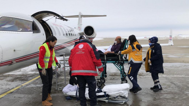 Adıyaman'da bir hasta ambulans uçakla Erzurum'a sevk edildi - Resim: 1