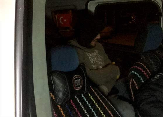 Adana'da hırsızlık şüphelisi iş yeri sahibi tarafından yakalandı - Resim: 1