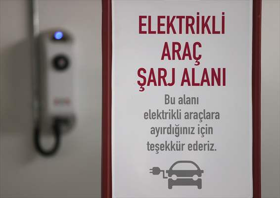 Tesla'nın süper şarj istasyonu kararı İzmir'de şoför ve otomobilcileri sevindirdi - Resim: 1