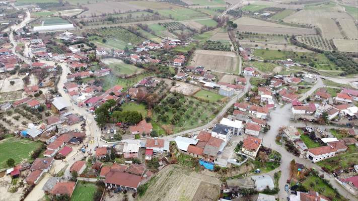 Denizli Sarayköy'de derenin taşması sonucu mahsur kalanlar kurtarıldı - Resim: 1