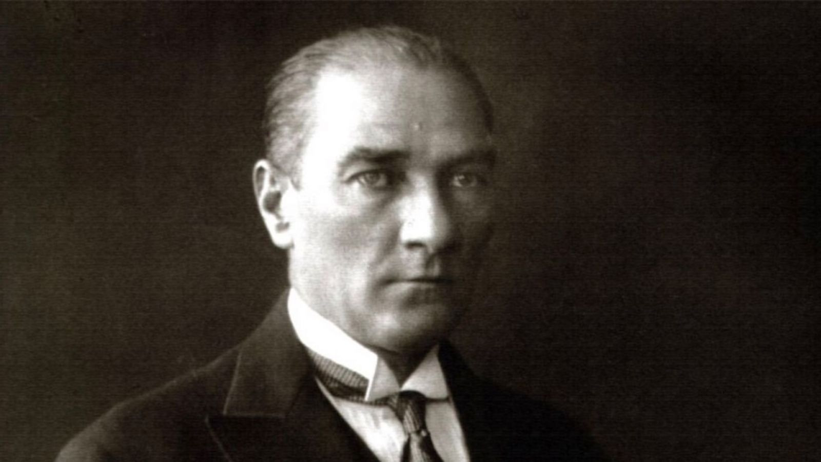 Atatürk'ün aşkı film oluyor! 'Gençliğimi bıraktım Sofya'da' demişti... - Resim: 3