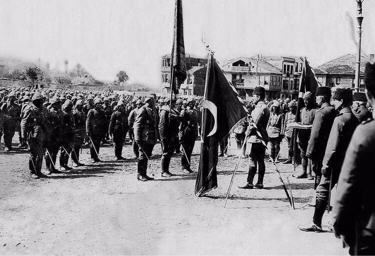 18 Mart Çanakkale Zaferi'nin 107.yıldönümü! İşte tarihi zaferden fotoğraflar - Resim: 8