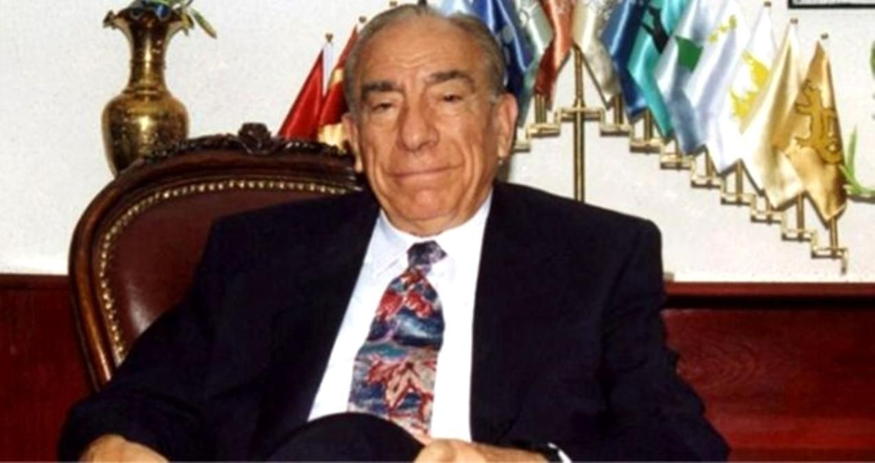 Alparslan Türkeş 25.yıl dönümünde anılıyor: MHP kurultayında neden Nazım Hikmet şiiri okudu? - Resim: 2