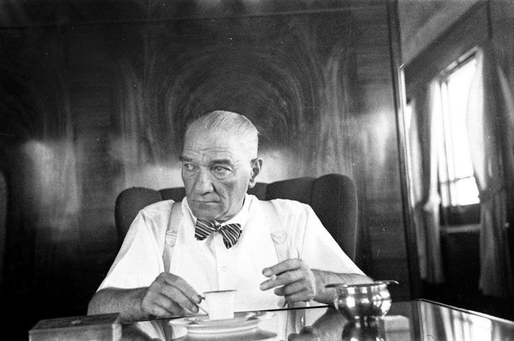 İşte Mustafa Kemal Paşa’ya Atatürk’ten önce önerilen 13 soyadı - Resim: 8