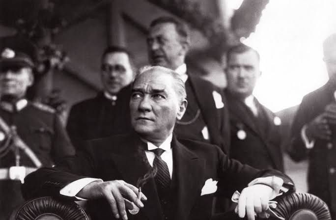 Atatürk'ün mutluluğu açıkladığı tarihî konuşması - Resim: 13