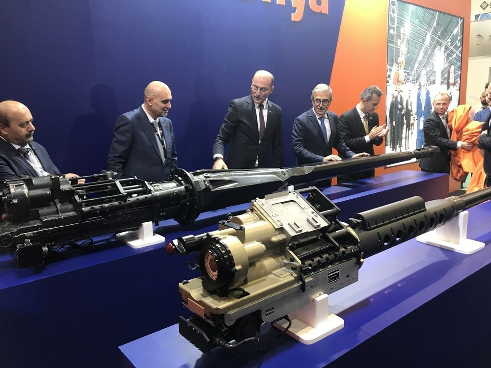 ASELSAN üretimi yeni silahlar görücüye çıktı