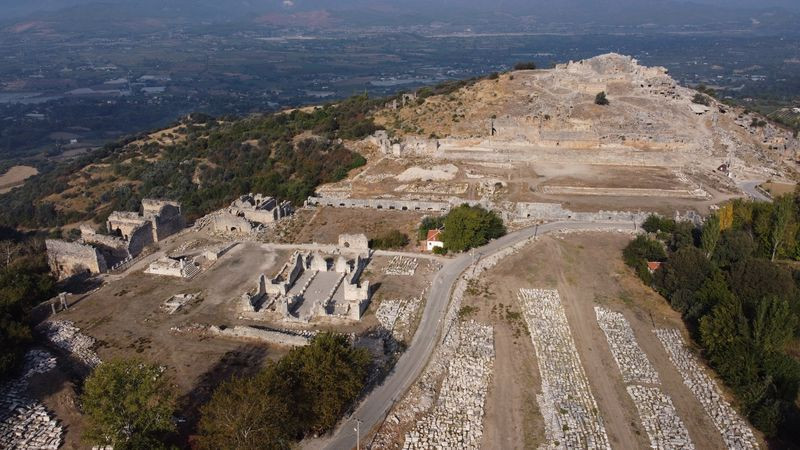 Tlos Antik Kenti'nde bölgenin tarihine ışık tutacak veriler elde edildi - Resim: 7