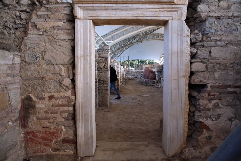 Arkeologları şaşırttı! Kadıkalesi Antik Kenti'ndeki kazıda bir kadın mezarına ulaşıldı - Resim: 5