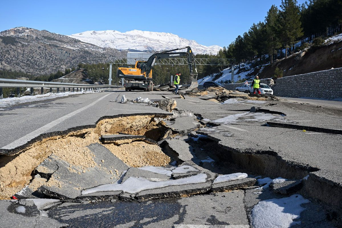 Deprem uzmanı Prof. Okan Tüysüz