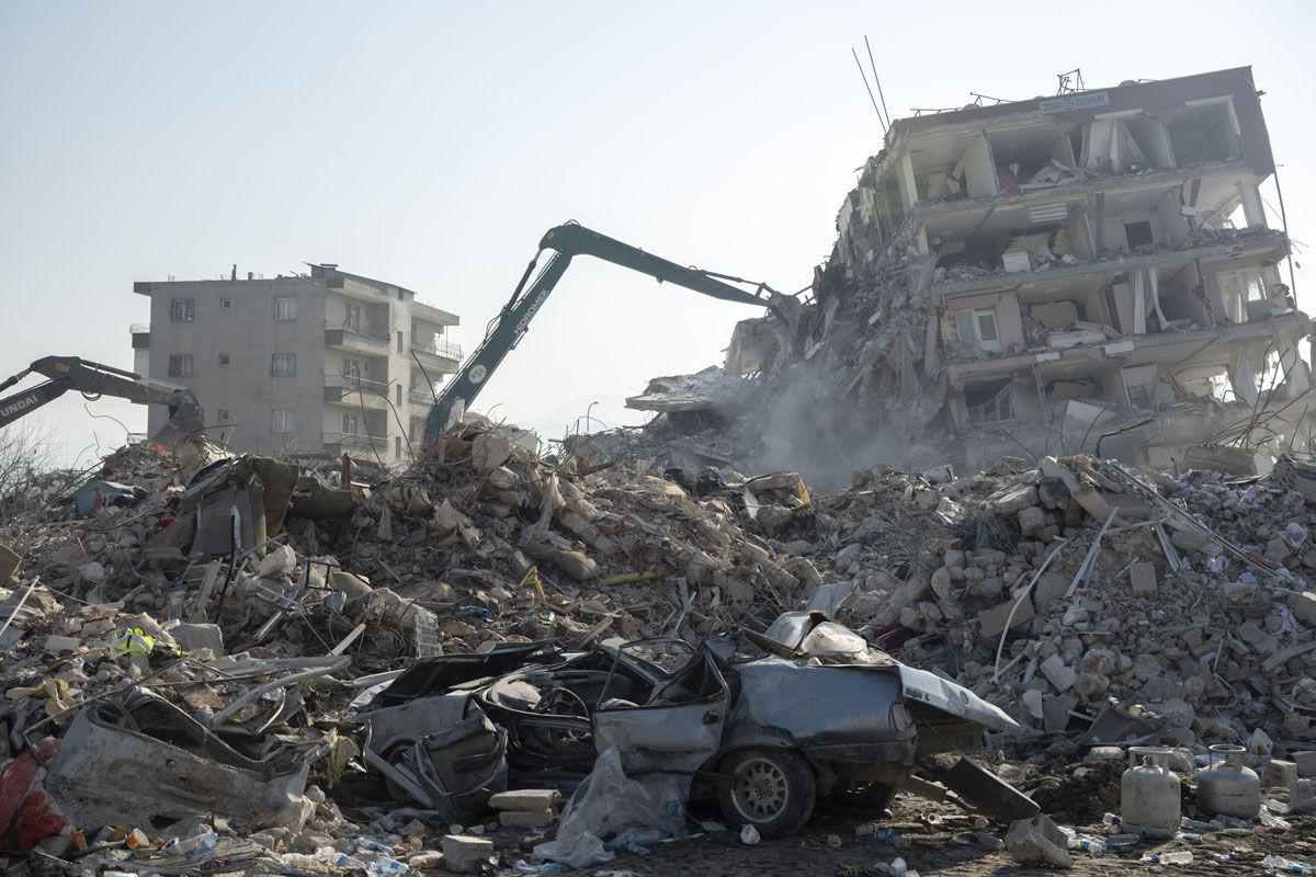 Deprem uzmanı Prof. Okan Tüysüz