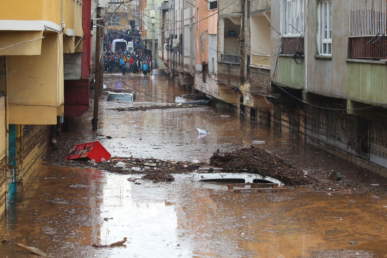 Şanlıurfa'da yaşanan sel felaketi fotoğraflarda - Resim: 12