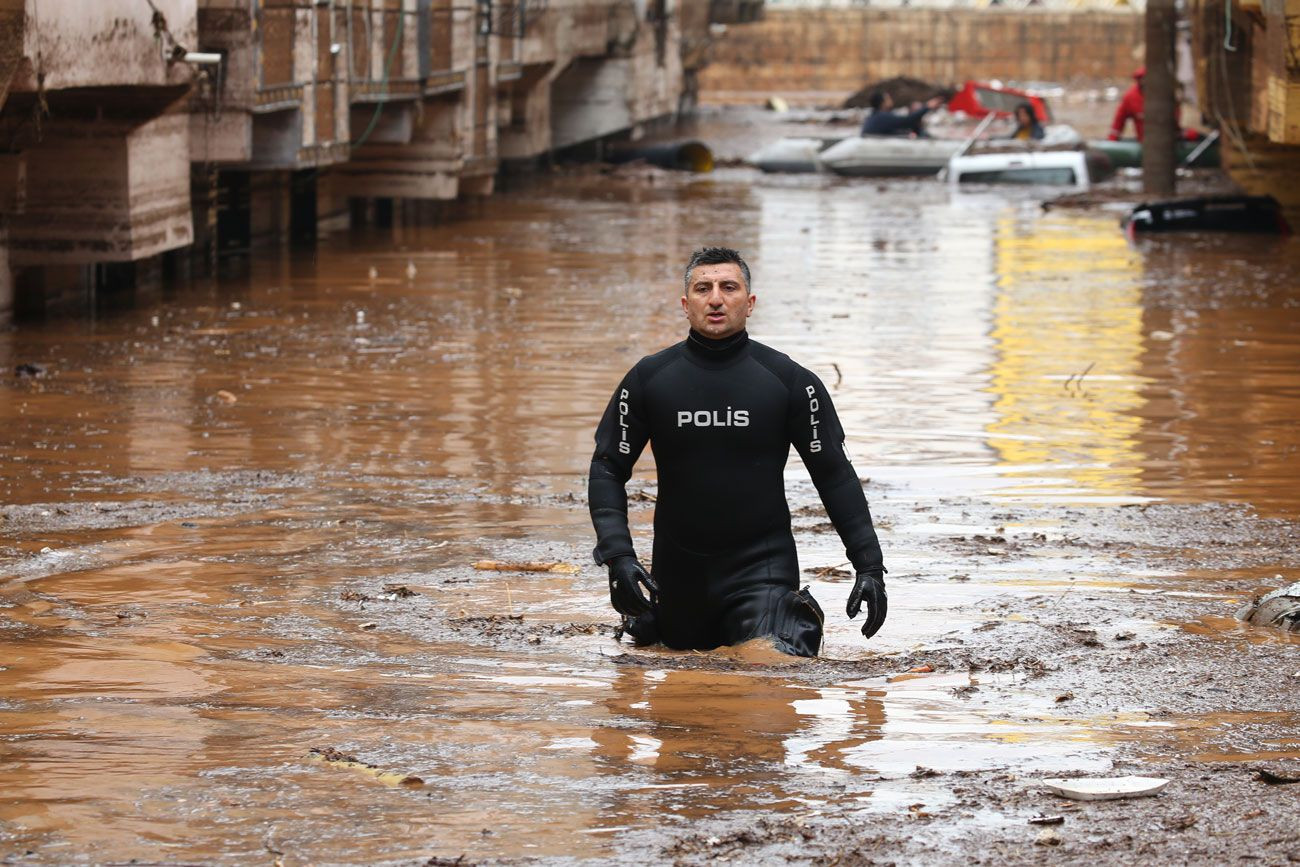 Şanlıurfa'da yaşanan sel felaketi fotoğraflarda - Resim: 22