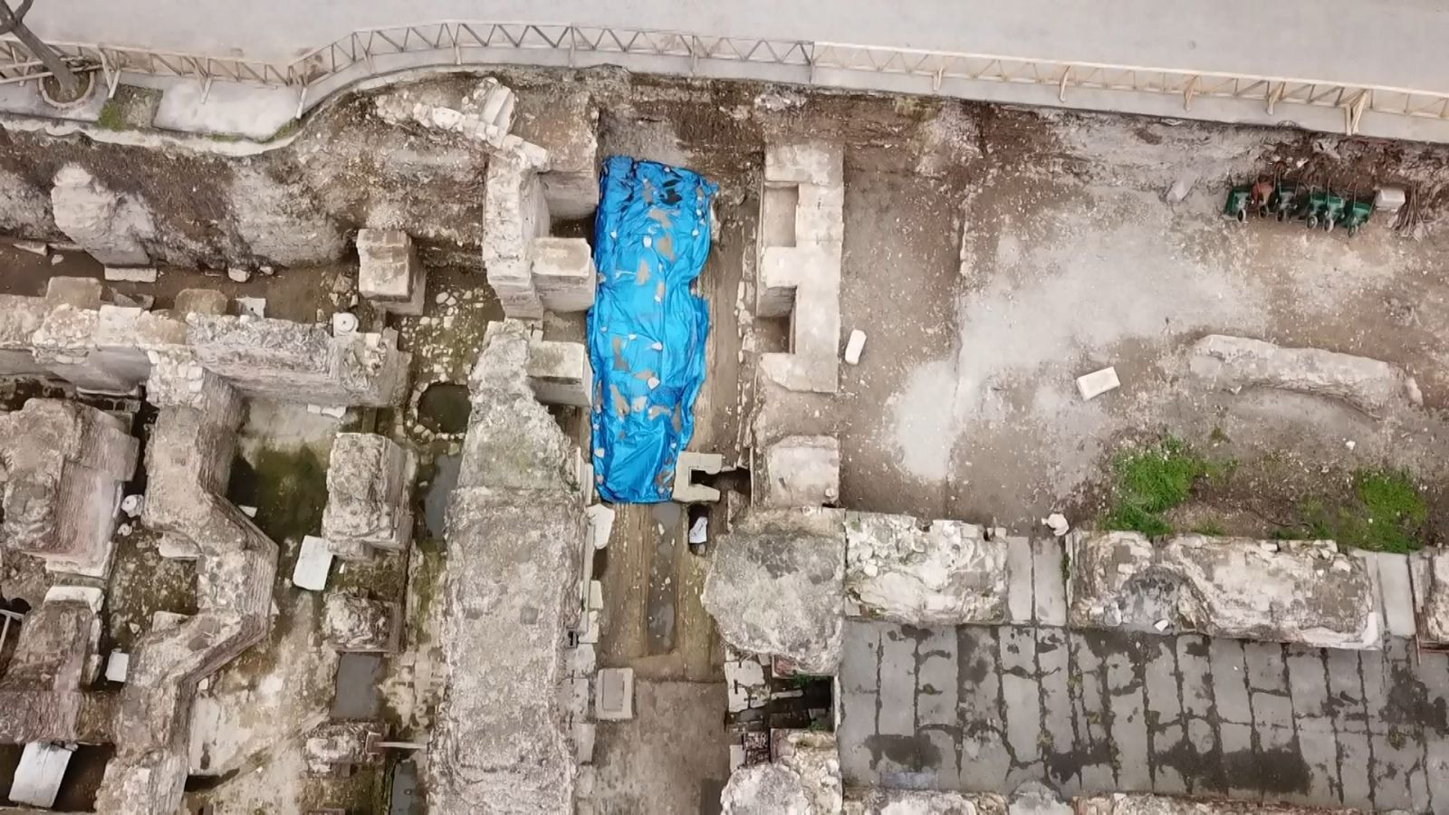 İstanbul'un göbeğinde bulundu! Roma Dönemi'ne ait heykel arkeologları heyecanlandırdı - Resim: 7