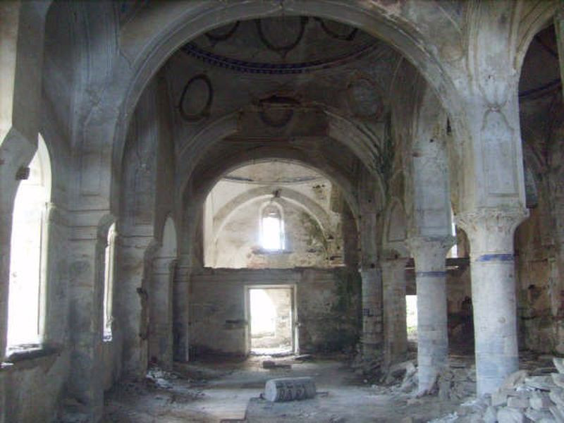 200 yıllık tarihi kilise, defineciler ve bakımsızlığın kurbanı oluyor - Resim: 4