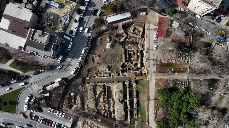 İstanbul'un göbeğinde kazılıyor: 1500 yıllık Aziz Polieuktos Kilisesi - Resim: 11