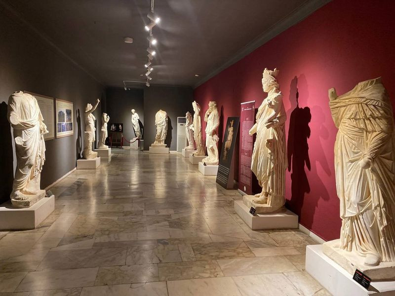 O tarihi eserler İsrailli çiftin kaçak koleksiyonundan çıktı! - Resim: 11