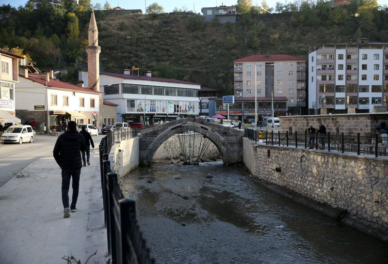 Bitlis'in tarihi dokusu "Dere Üstü Kentsel Dönüşüm Projesi" ile ortaya çıkarılıyor - Resim: 11