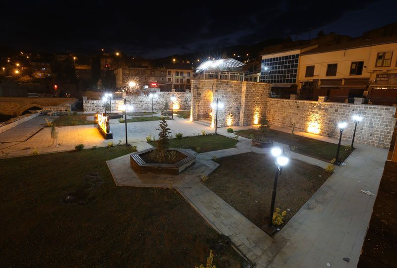 Bitlis'in tarihi dokusu "Dere Üstü Kentsel Dönüşüm Projesi" ile ortaya çıkarılıyor - Resim: 22